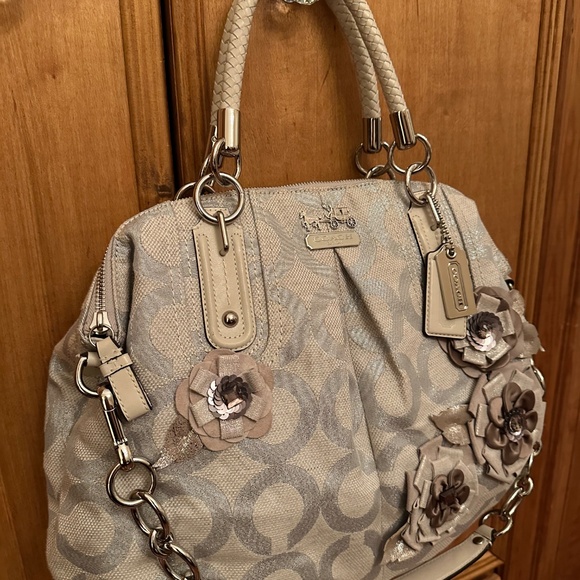 Coach 16384 Madison Floral Applique Large Sophia Signature Silver Grey Rare $598 - Picture 4 of 9